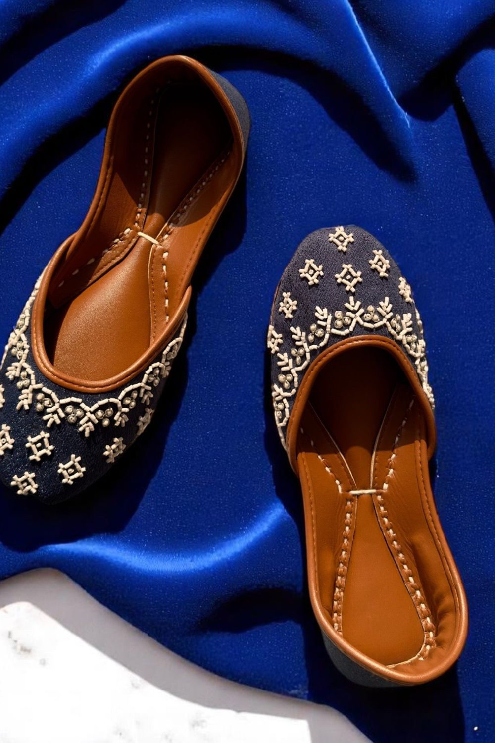 Dark Blue Embroidered Leather Jutti Online in Dubai UAE Abudhabi Ajman Sharjah