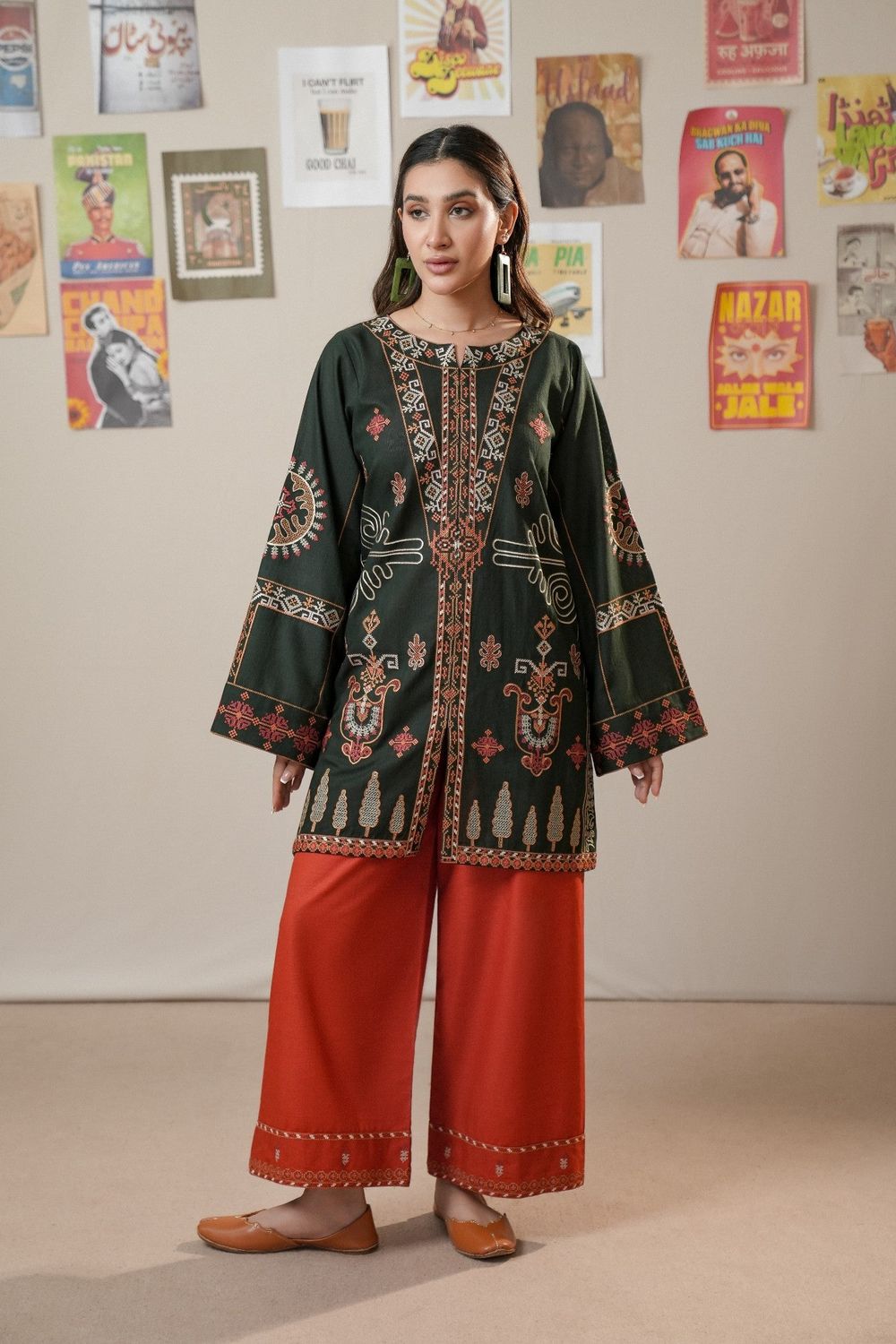 Dark Green Rust Red Khaddar Straight Kurta Set Online in Dubai UAE Abudhabi Ajman Sharjah