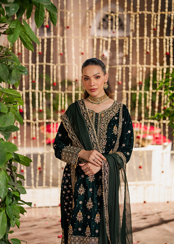 Deep Green Velvet Zardozi Embroidered Kurta Online in Sri Lanka India Australia