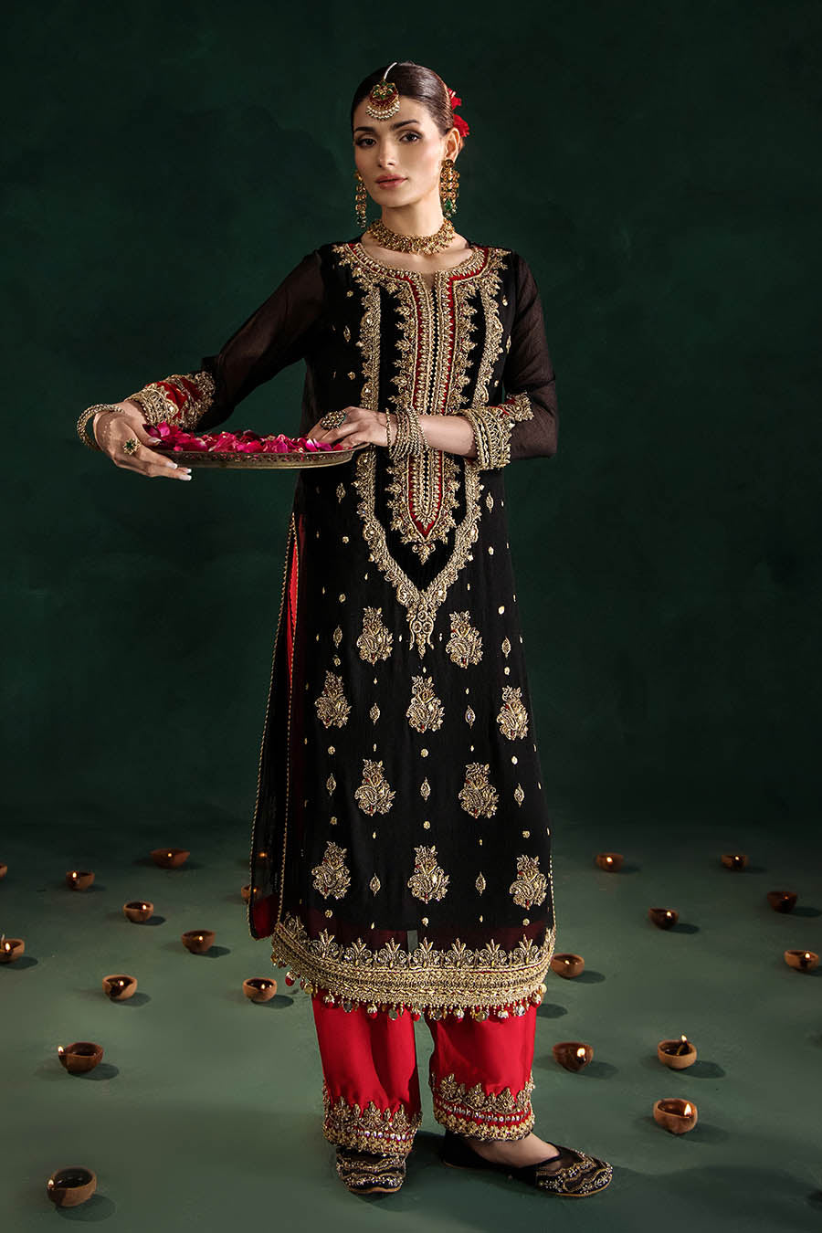 Designer Black Crinkle Chiffon Salwar Kameez With Zardozi Work Online in KSA Riyadh Saudi Arabia Oman Bahrain Qatar