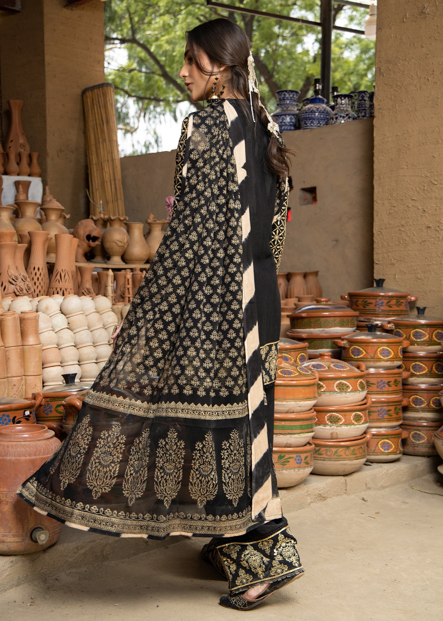 Designer Black Farshi Shalwar Embroidered Suit Online in KSA Riyadh Saudi Arabia Oman Bahrain Qatar