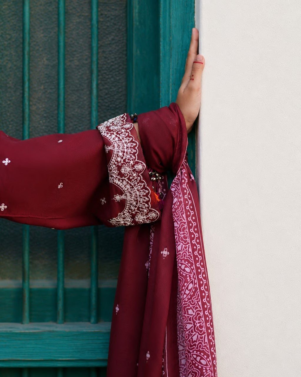 Designer Maroon Embroidered Lawn Suit Online in KSA Riyadh Saudi Arabia Oman Bahrain Qatar