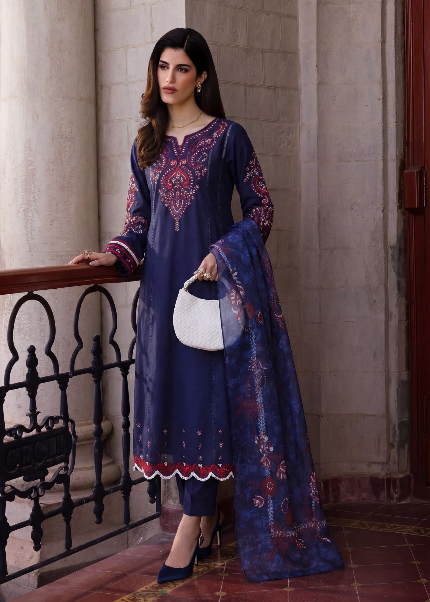 Designer Navy Blue Embroidered Lawn Salwar Kameez Online in KSA Riyadh Saudi Arabia Oman Bahrain Qatar