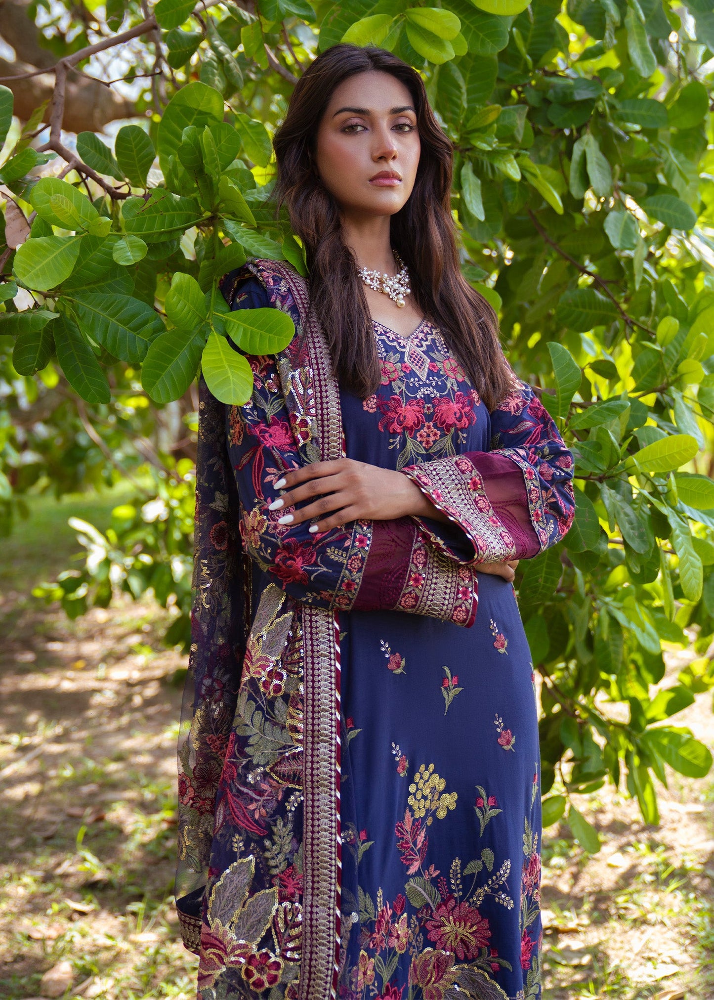 Designer Navy Blue Embroidered Salwar Kameez Online in KSA Riyadh Saudi Arabia Oman Bahrain Qatar