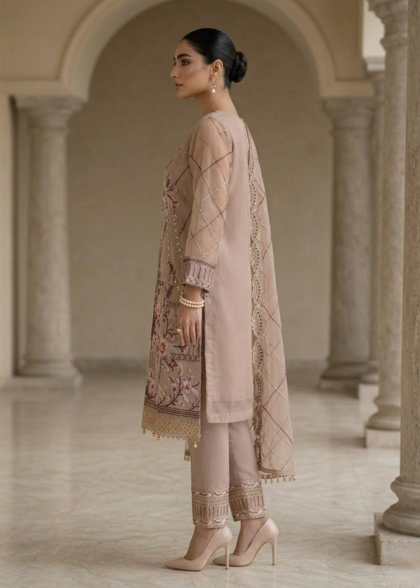 Designer Pastel Pink Organza Salwar Suit Online in KSA Riyadh Saudi Arabia Oman Bahrain Qatar