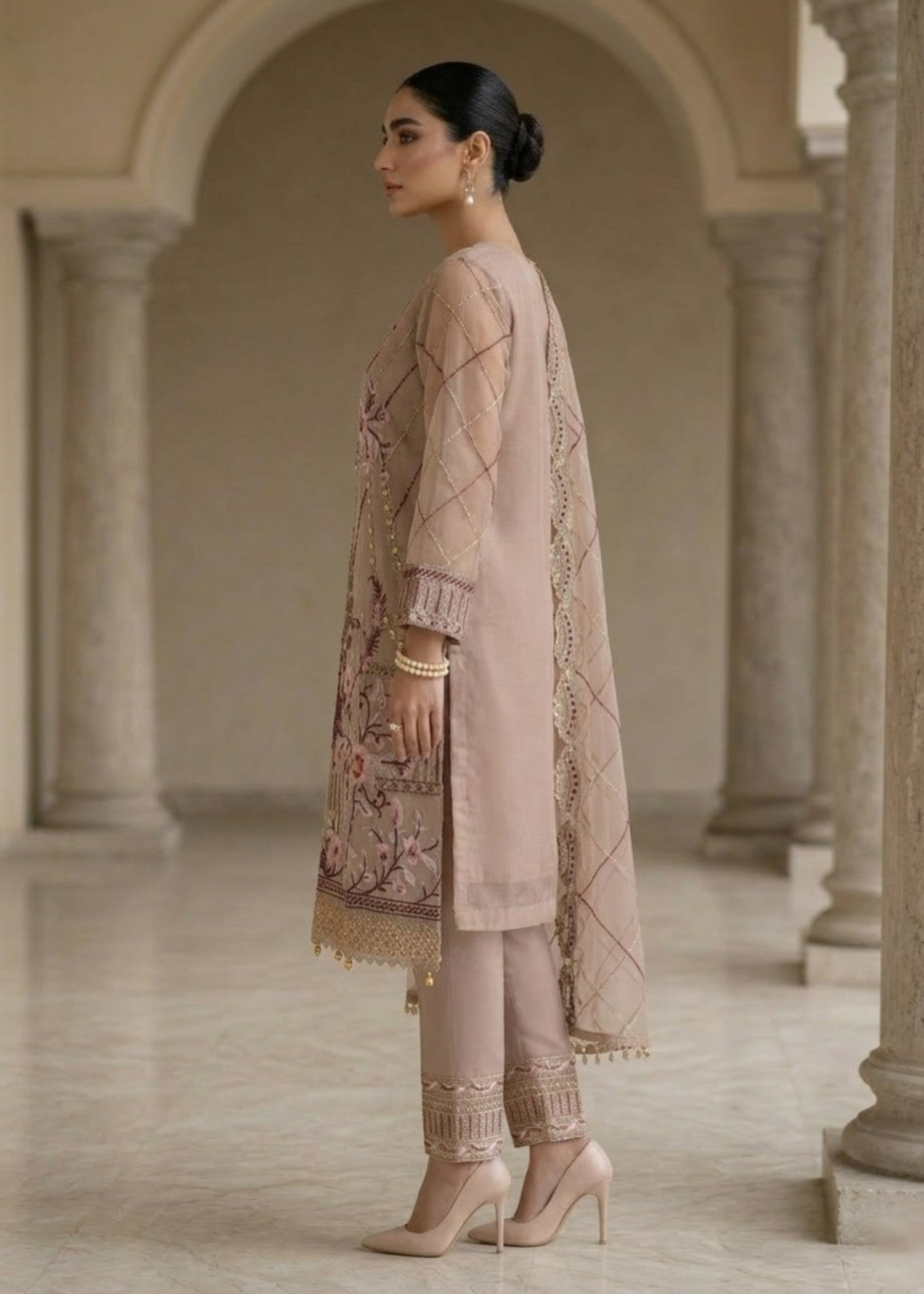 Designer Pastel Pink Organza Salwar Suit Online in KSA Riyadh Saudi Arabia Oman Bahrain Qatar
