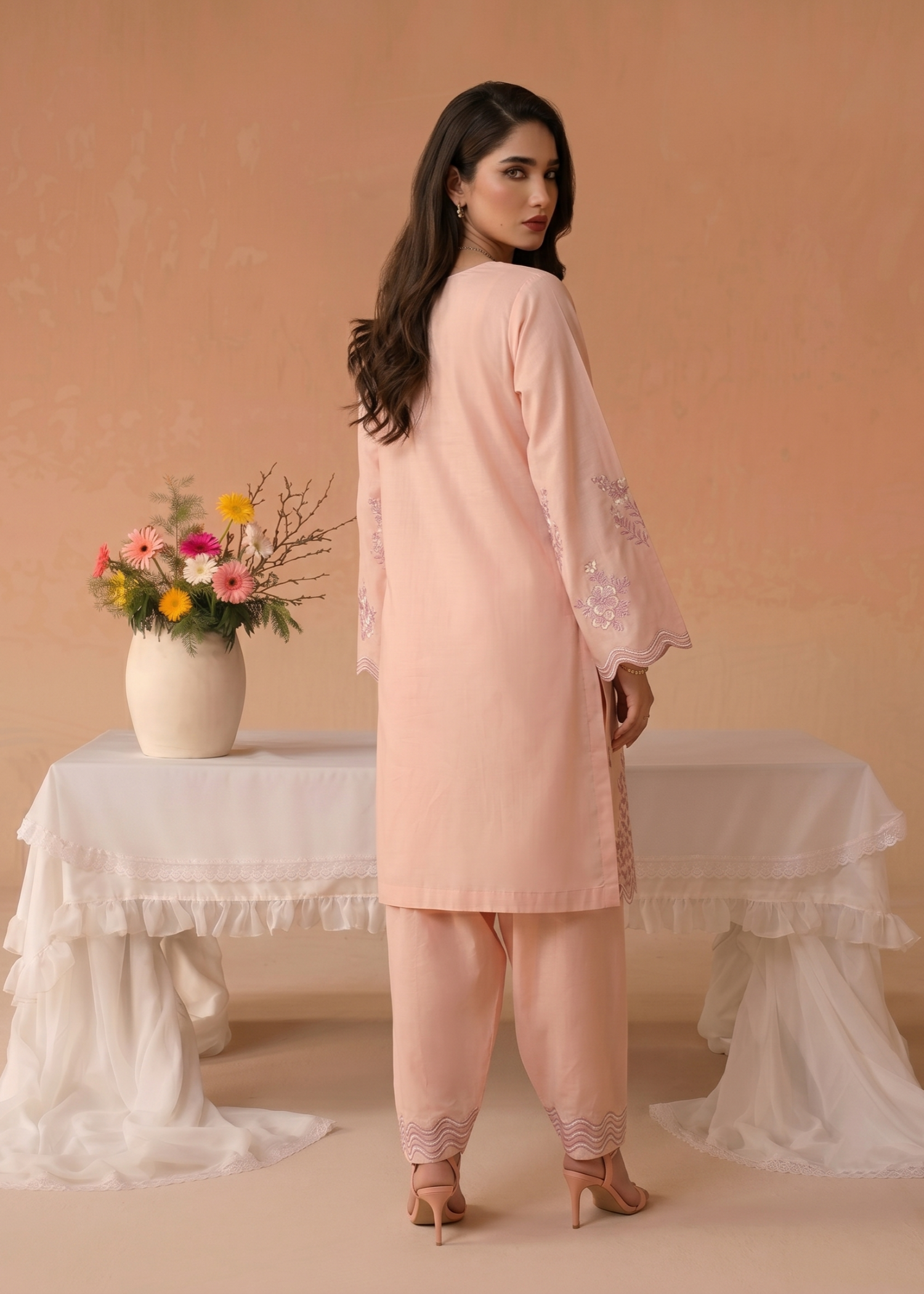 Designer Pink Embroidered Lawn Suit Online in KSA Riyadh Saudi Arabia Oman Bahrain Qatar