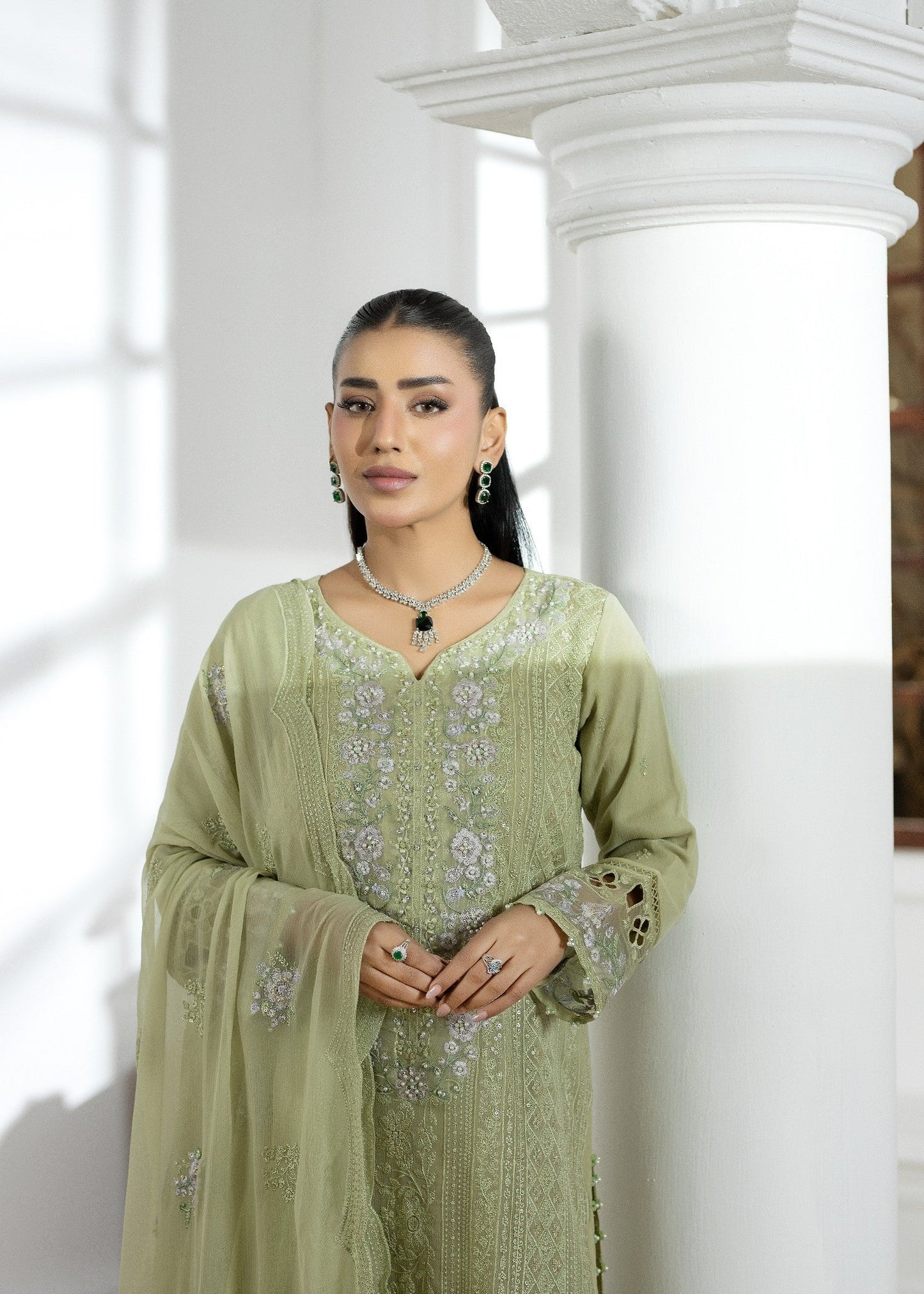 Designer Pistachio Green Chiffon Pakistani Suit Online in KSA Riyadh Saudi Arabia Oman Bahrain Qatar