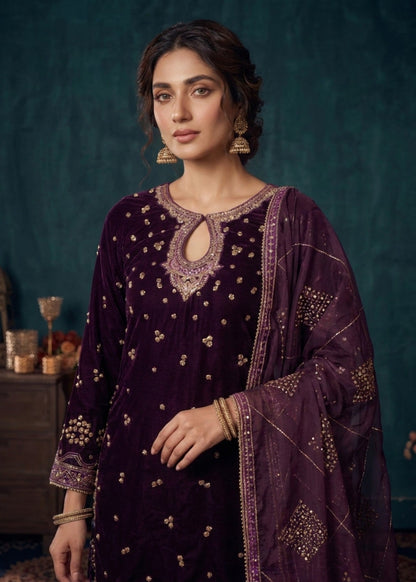 Designer Plum Velvet Salwar Kameez Online in KSA Riyadh Saudi Arabia Oman Bahrain Qatar