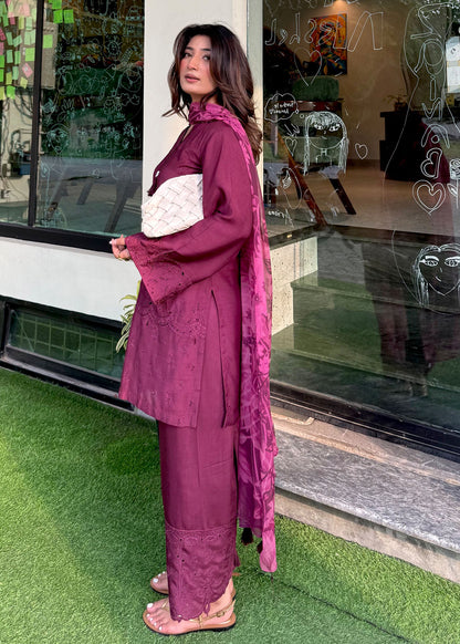 Designer Plum Viscose Raw Silk Suit with Chiffon Dupatta Online in Dubai UAE Abudhabi Ajman Sharjah