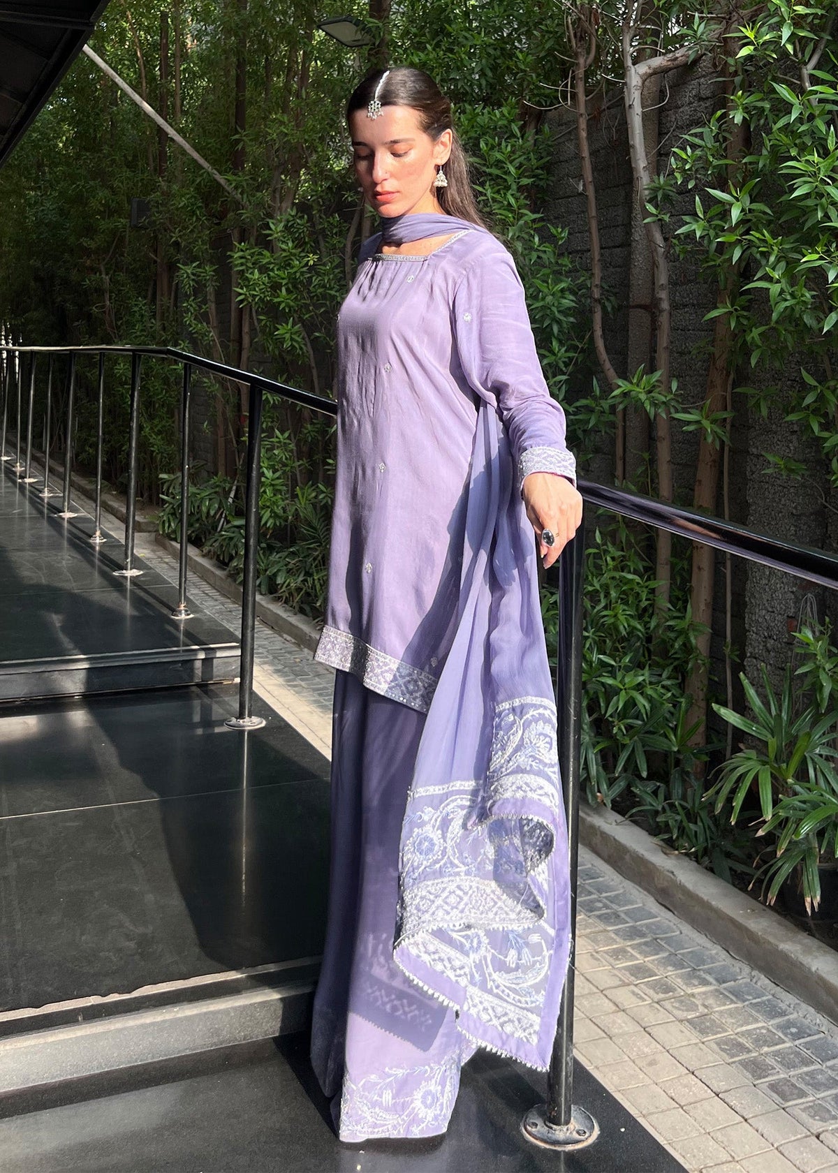 Designer Purple Silk Festive Wear Suit Online in KSA Riyadh Saudi Arabia Oman Bahrain Qatar