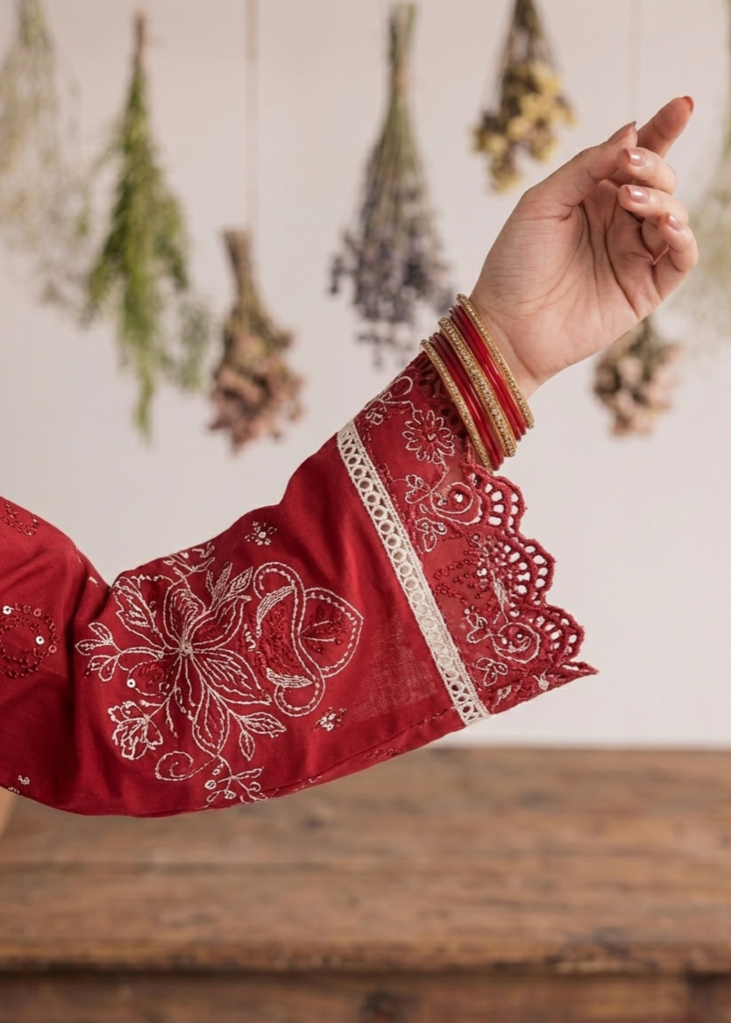 Designer Red Lawn Embroidered Salwar Kameez Online in KSA Riyadh Saudi Arabia Oman Bahrain Qatar
