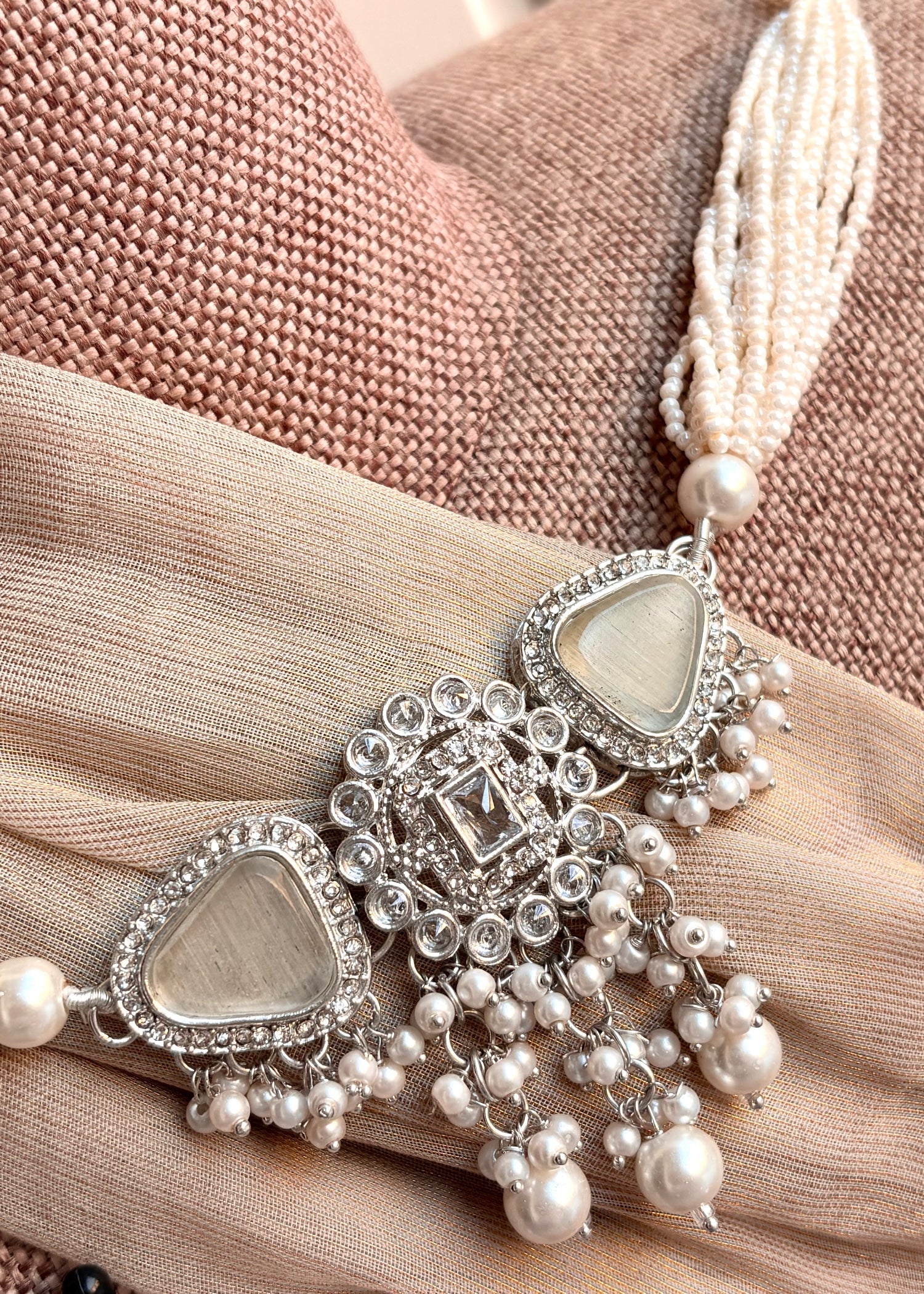 Designer Silver Choker Necklace Set Online in KSA Riyadh Saudi Arabia Oman Bahrain Qatar