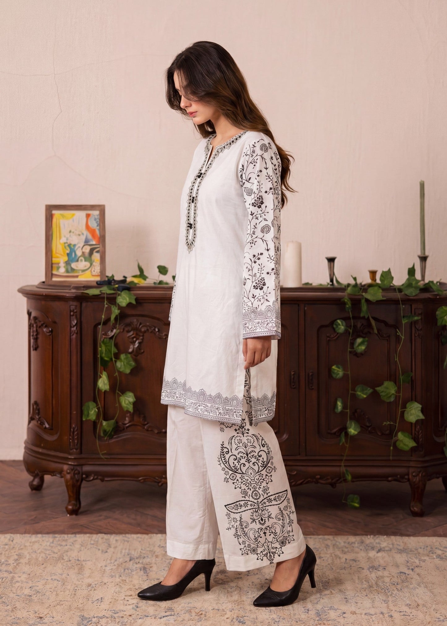 Designer White Lawn Kurta Set Online in KSA Riyadh Saudi Arabia Oman Bahrain Qatar