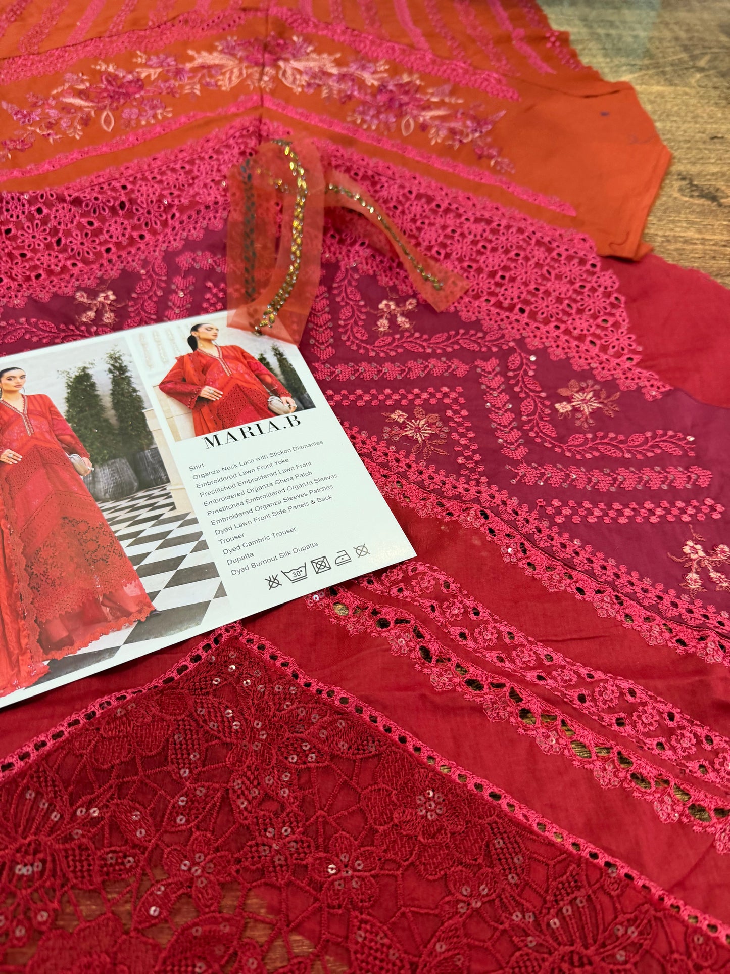 Eid Luxury Lawn Unstitched Suit Online in KSA Riyadh Saudi Arabia Oman Bahrain Qatar