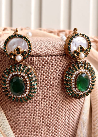Elegant Green Pearly Choker Accessory Online in UK USA Canada