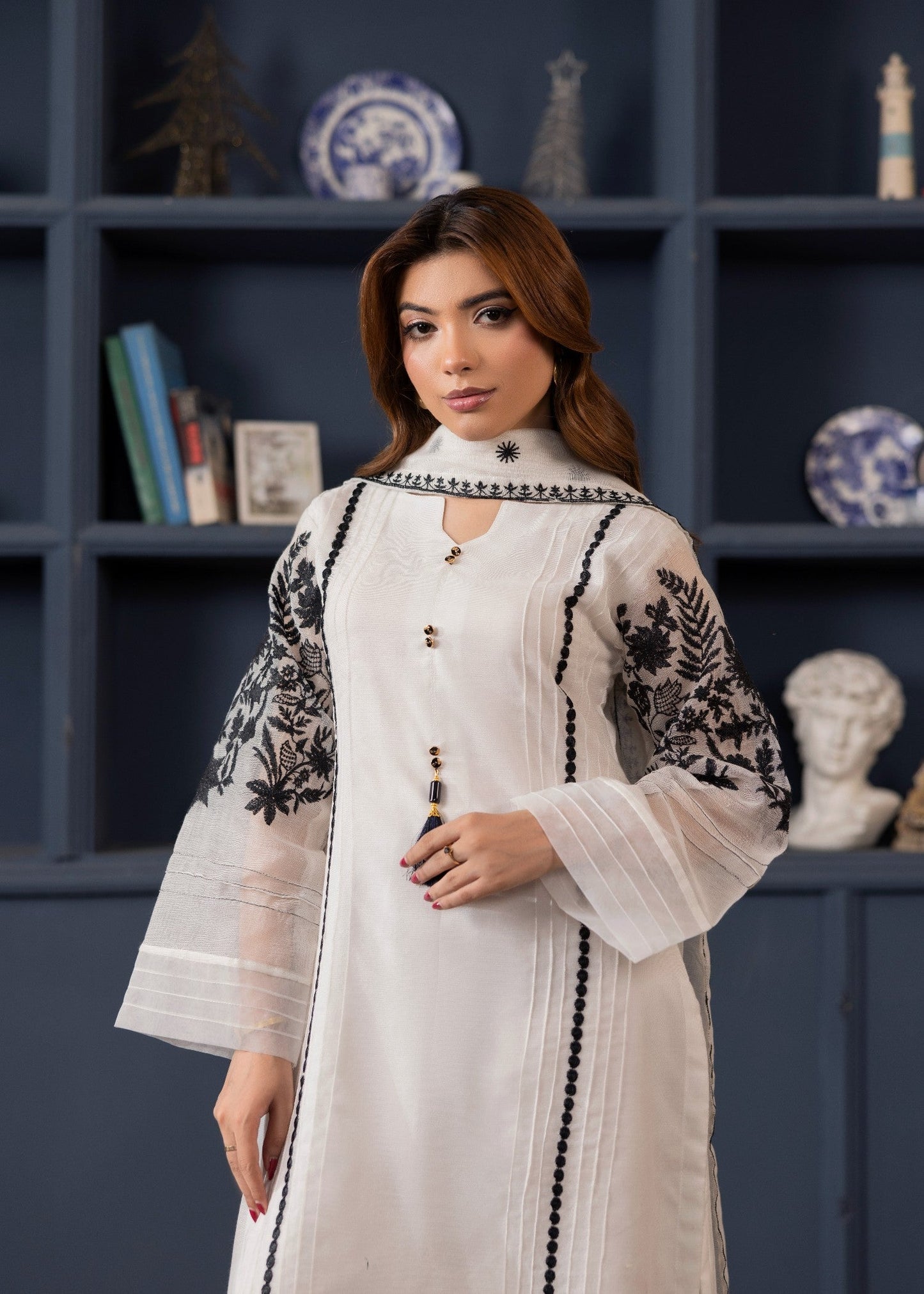Elegant Off-White Zari Net Embroidered Suit Online in Dubai DXB UAE Abudhabi Meena Bazaar