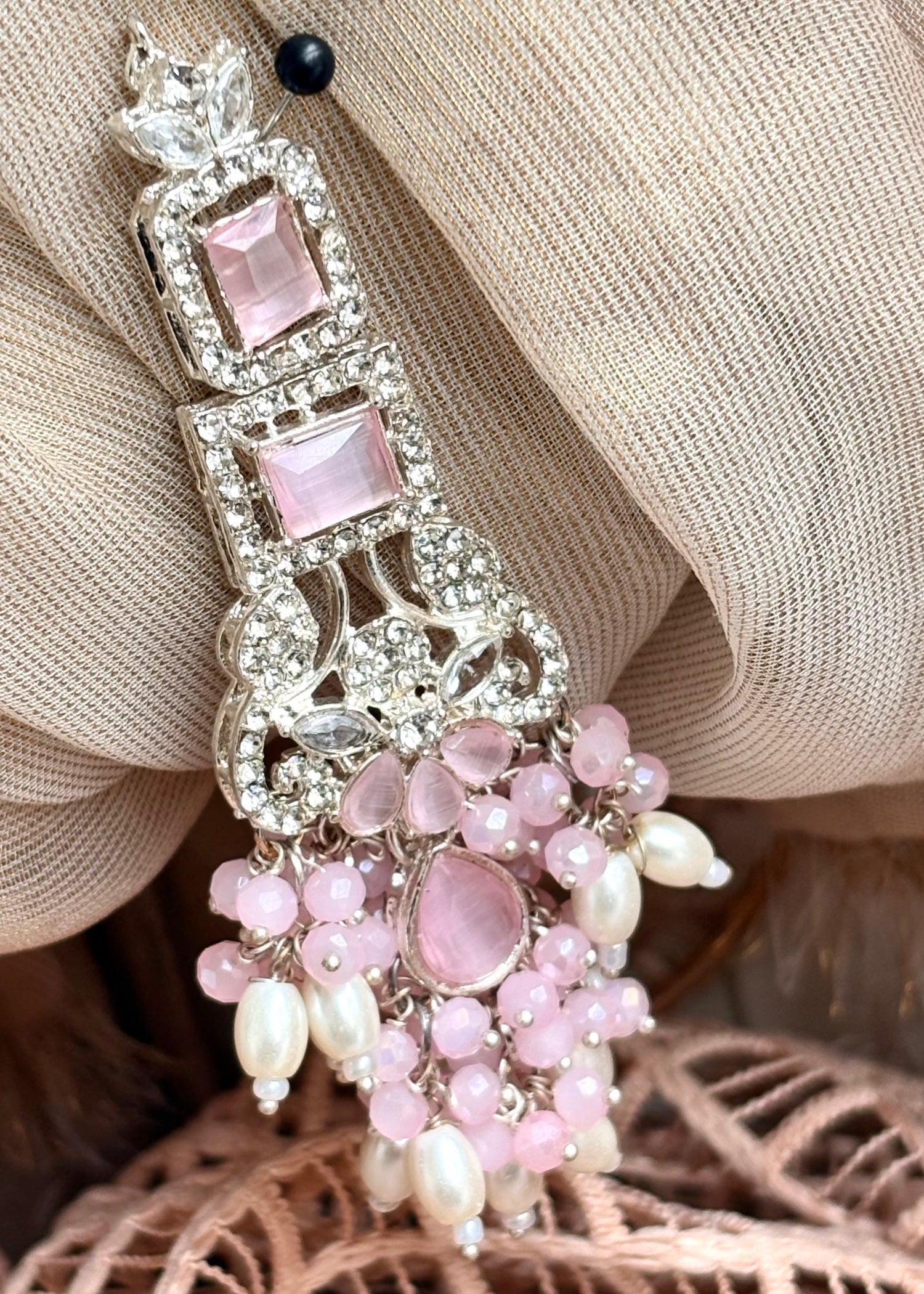 Elegant Pink Silver Necklace Set for Women Online in KSA Riyadh Saudi Arabia Oman Bahrain Qatar
