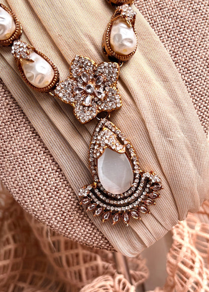 Elegant White Beaded Necklace Set Online in KSA Riyadh Saudi Arabia Oman Bahrain Qatar