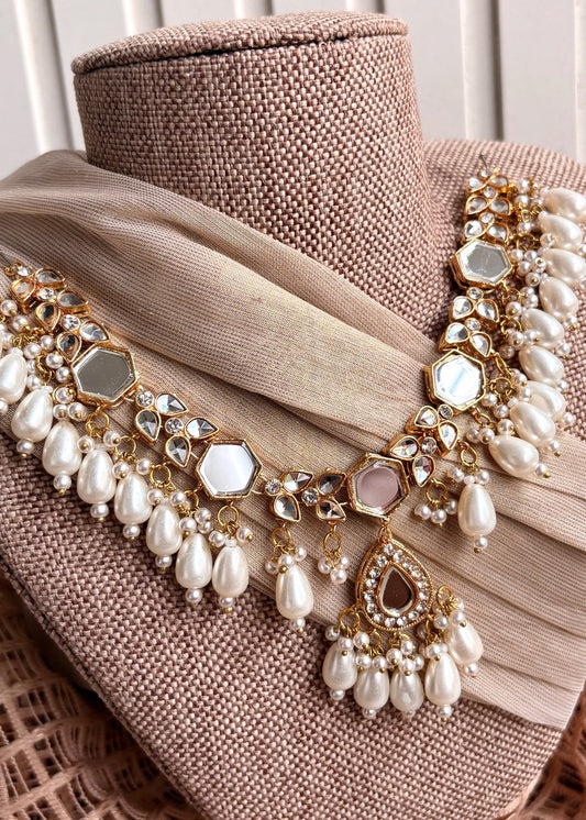 Elegant White Bridal Jewellery Set Online in KSA Riyadh Saudi Arabia Oman Bahrain Qatar