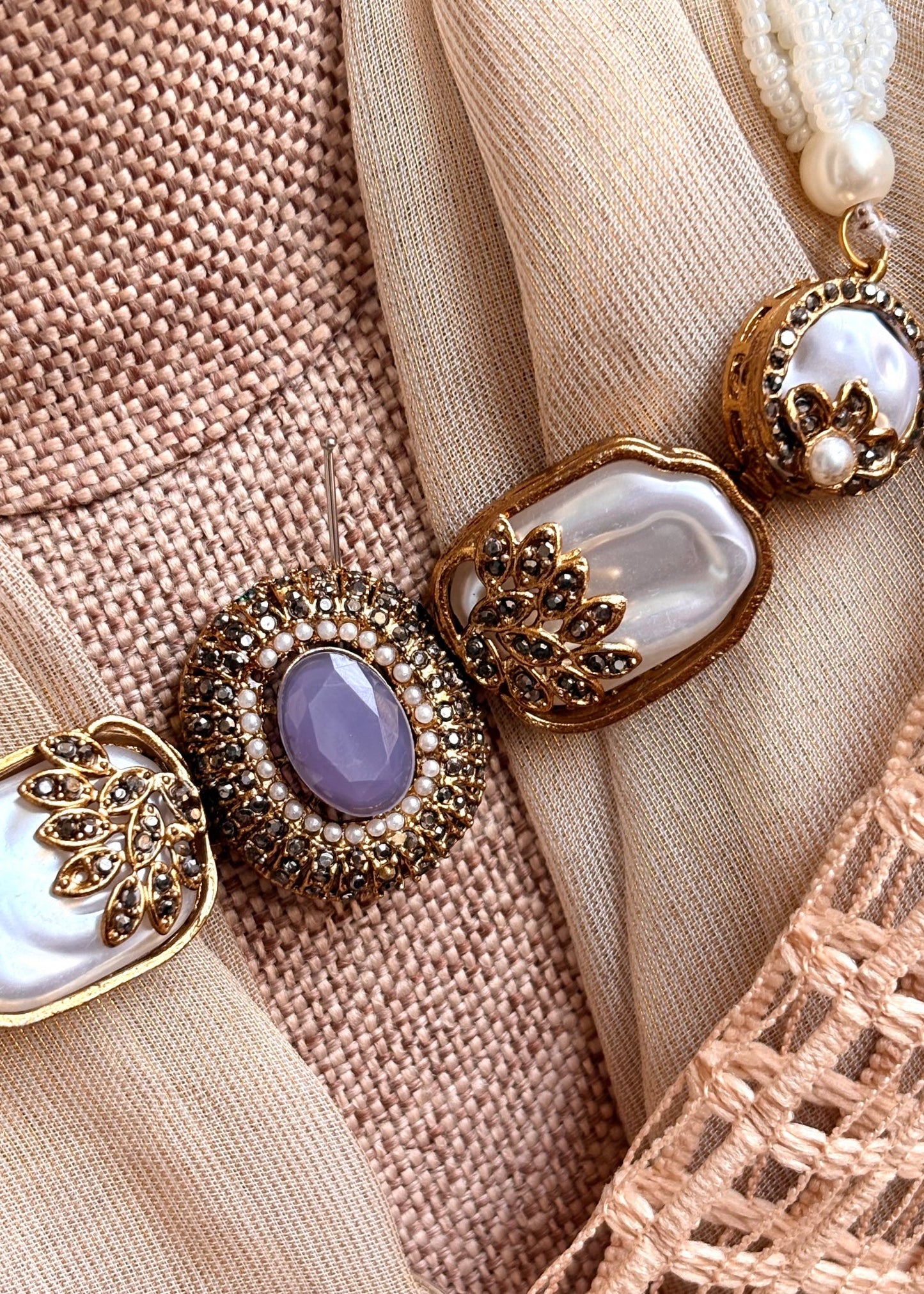 Elite Pearly Choker Necklace Set Online in KSA Riyadh Saudi Arabia Oman Bahrain Qatar
