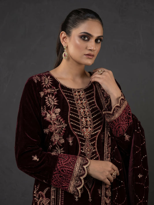Embellished Maroon Velvet Salwar Kameez Online in KSA Riyadh Saudi Arabia Oman Bahrain Qatar