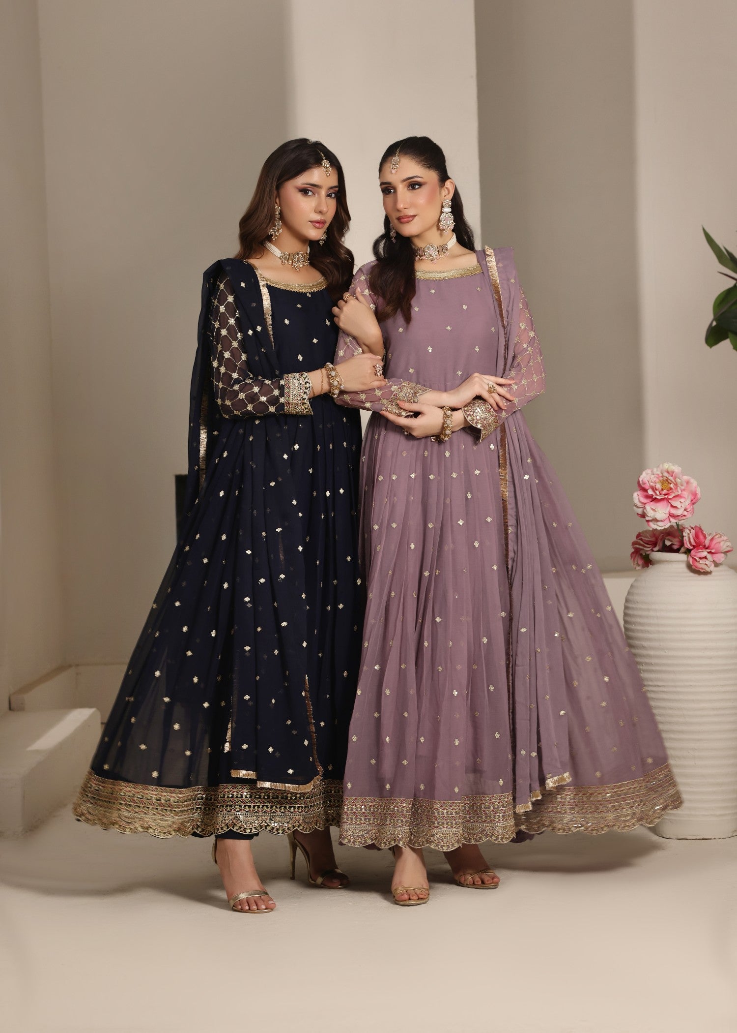 Embellished Mauve Pink Chiffon Dupatta Set Online in KSA Riyadh Saudi Arabia Oman Bahrain Qatar