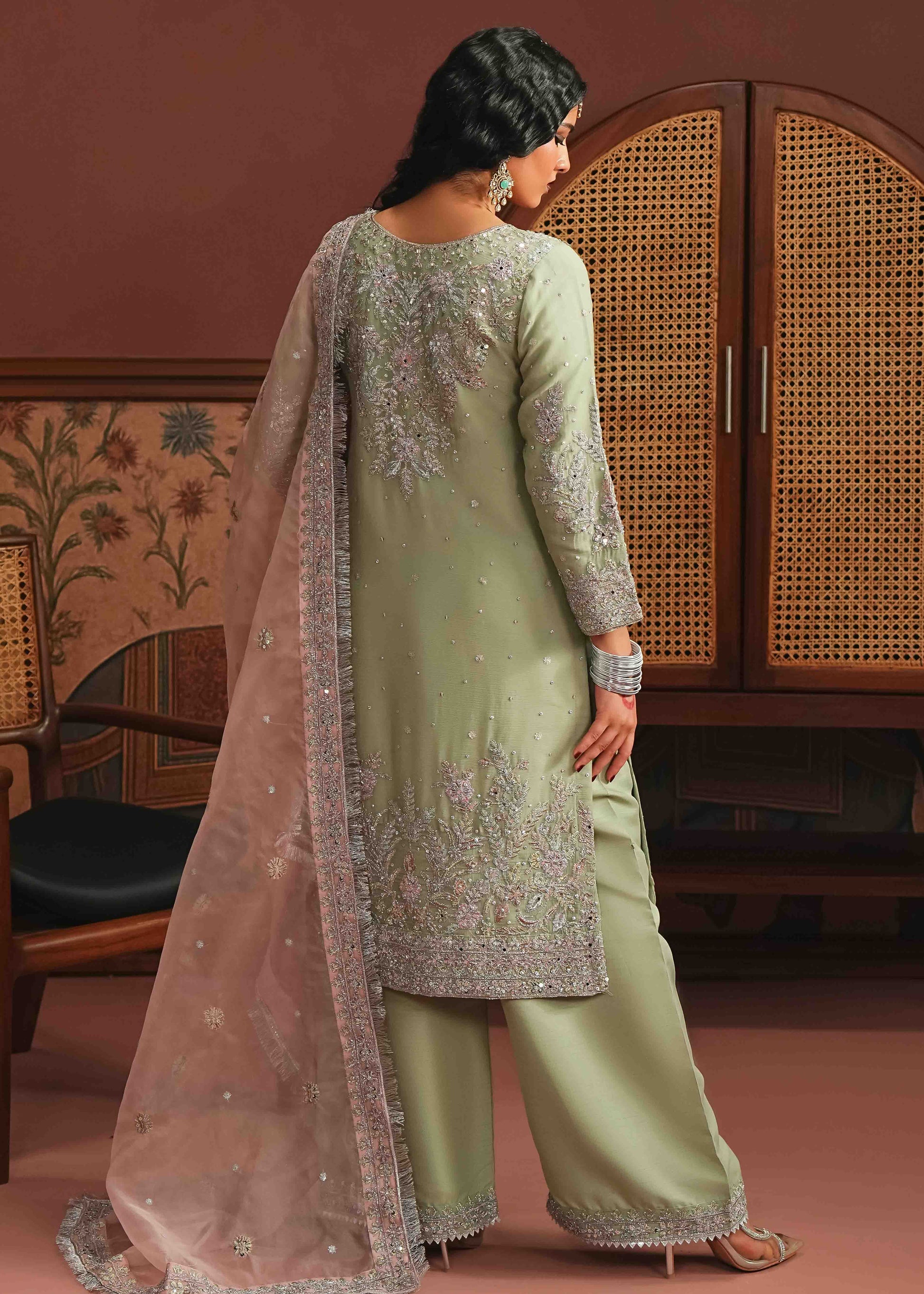 Embellished Mint Green Net Wedding Guest Wear Online in Dubai UAE Abudhabi Ajman Sharjah