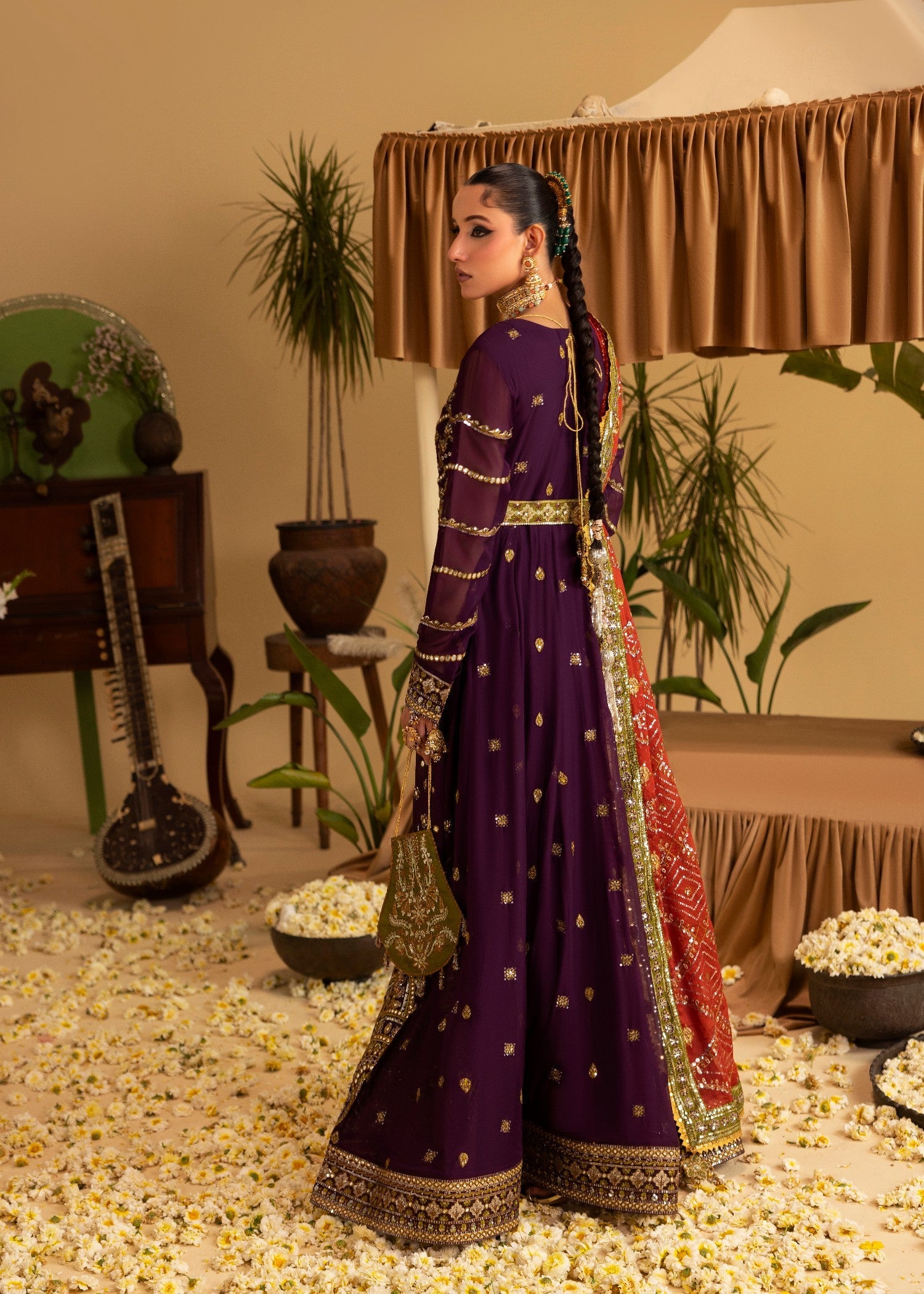 Embellished Plum Purple Chiffon Wedding Guest Wear Online in Dubai DXB UAE Abudhabi Meena Bazaar