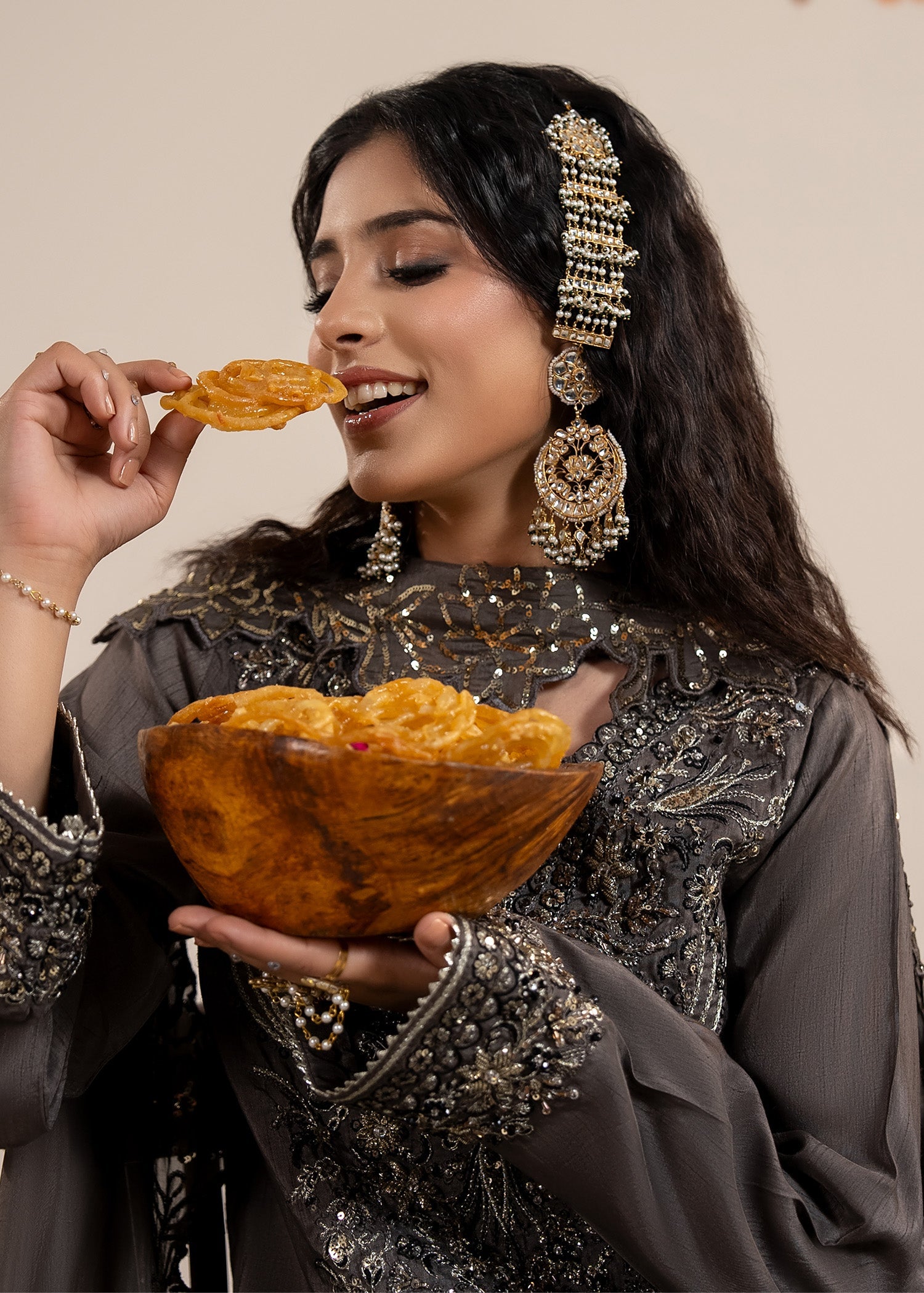 Embellished Sharara Gharara Online in Dubai DXB UAE Abudhabi Meena Bazaar