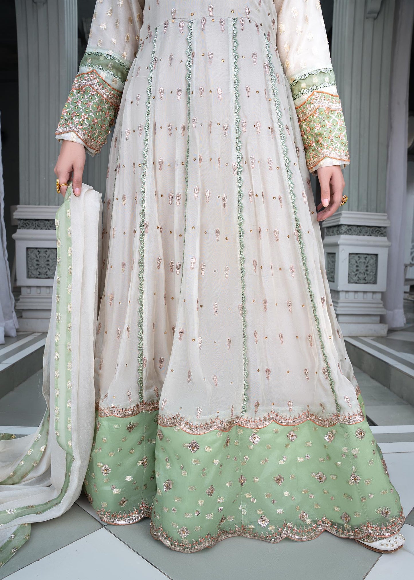 Embellished White Chiffon Wedding Wear Suit Online in Dubai DXB UAE Abudhabi Meena Bazaar