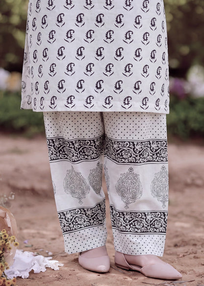 Embellished White Pakistani Clothes Online in Dubai DXB UAE Abudhabi Meena Bazaar