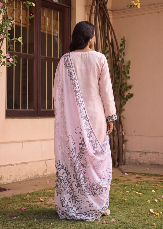 Embroidered Baby Pink Lawn Salwar Kameez Online in KSA Riyadh Saudi Arabia Oman Bahrain Qatar