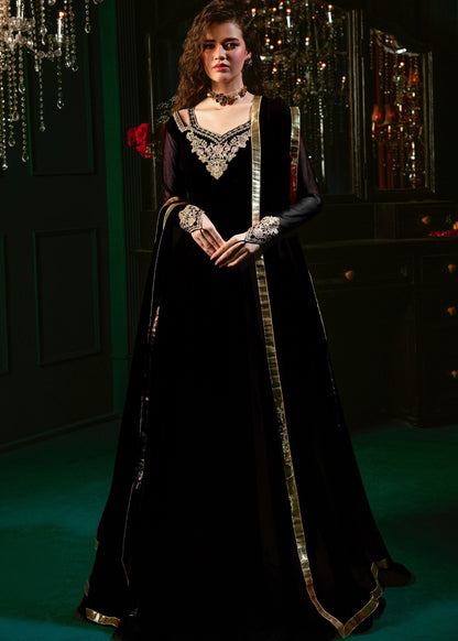 Embroidered Black Chiffon Floor-Length Kurta Set Online in Dubai DXB UAE Abudhabi Meena Bazaar