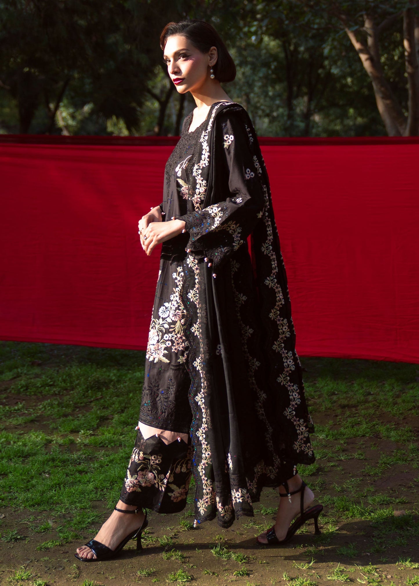 Embroidered Black Lawn Pakistani Suit Online in Dubai DXB UAE Abudhabi Meena Bazaar