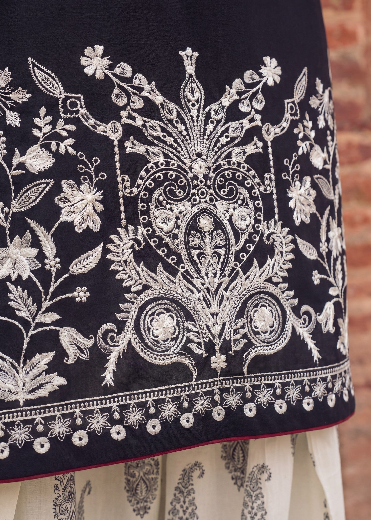 Embroidered Black Lawn Pakistani Suit Online in Dubai DXB UAE Abudhabi Meena Bazaar