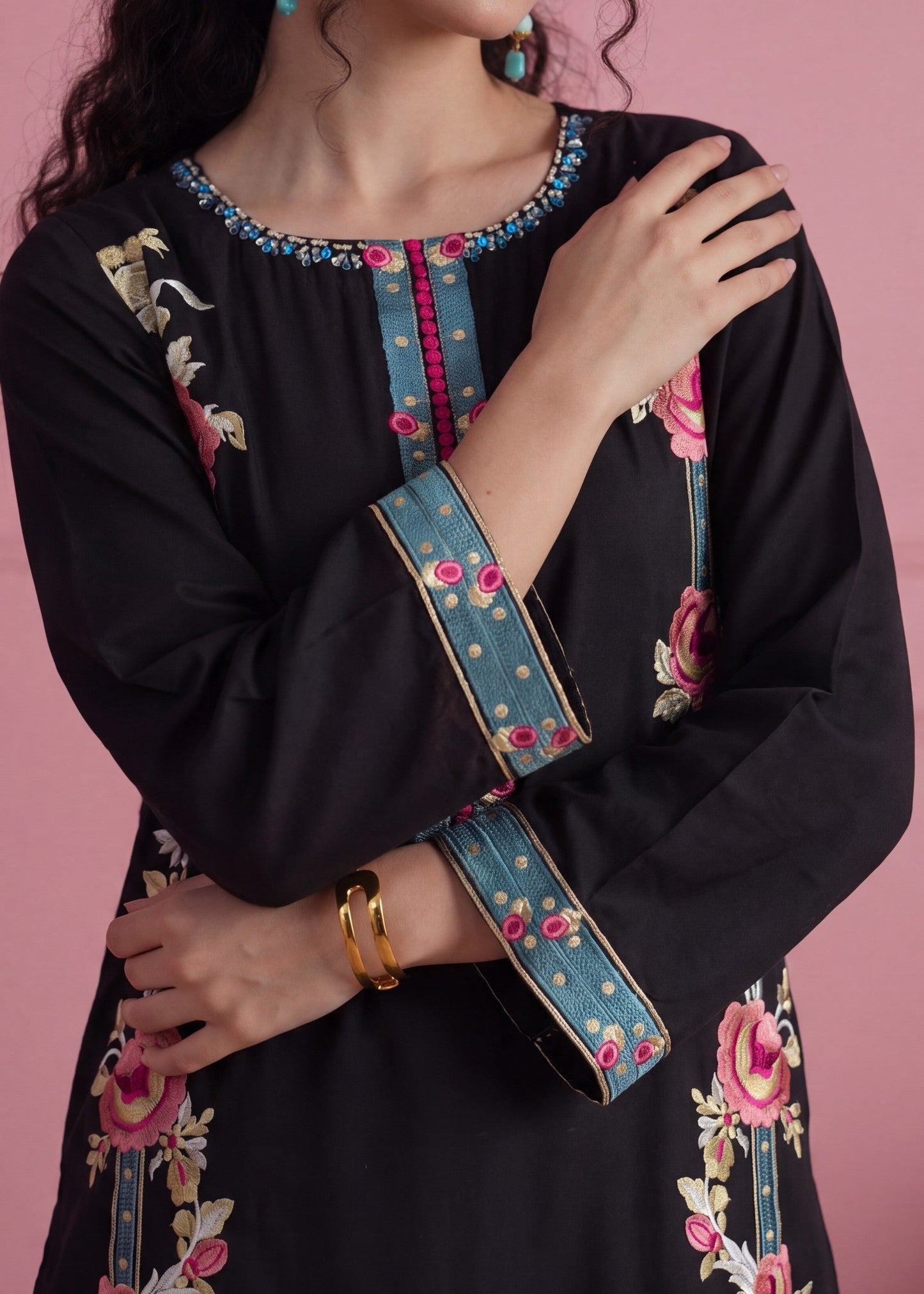Embroidered Black Lawn Suit Online in Dubai DXB UAE Abudhabi Meena Bazaar
