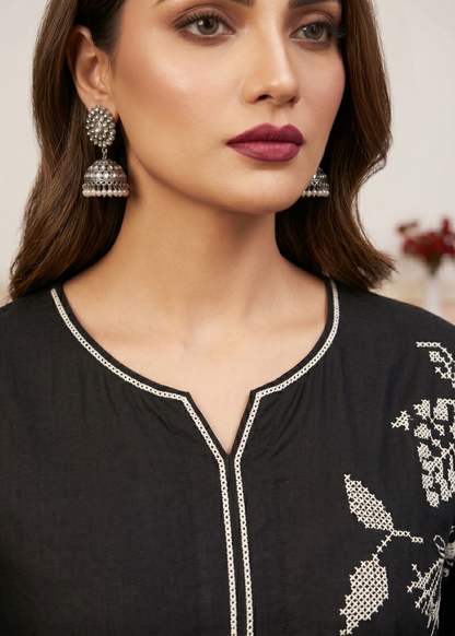 Embroidered Black Pakistani Suit Online in Dubai DXB UAE Abudhabi Meena Bazaar