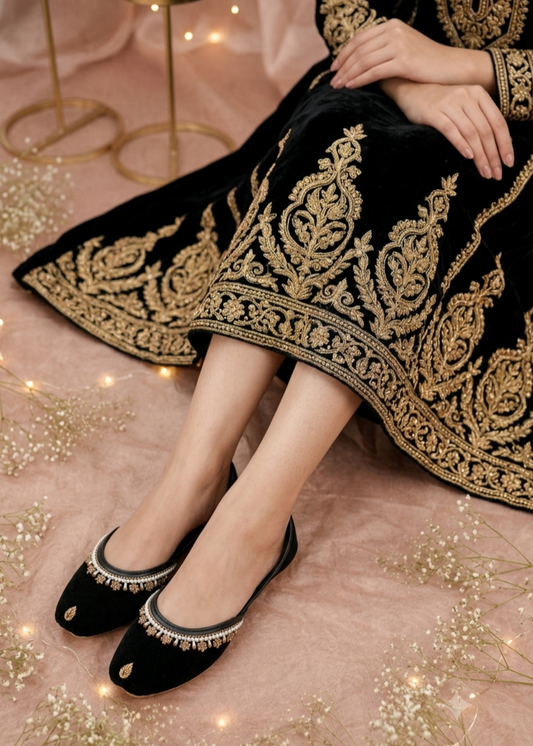 Embroidered Black Velvet Jutti Online in KSA Riyadh Saudi Arabia Oman Bahrain Qatar