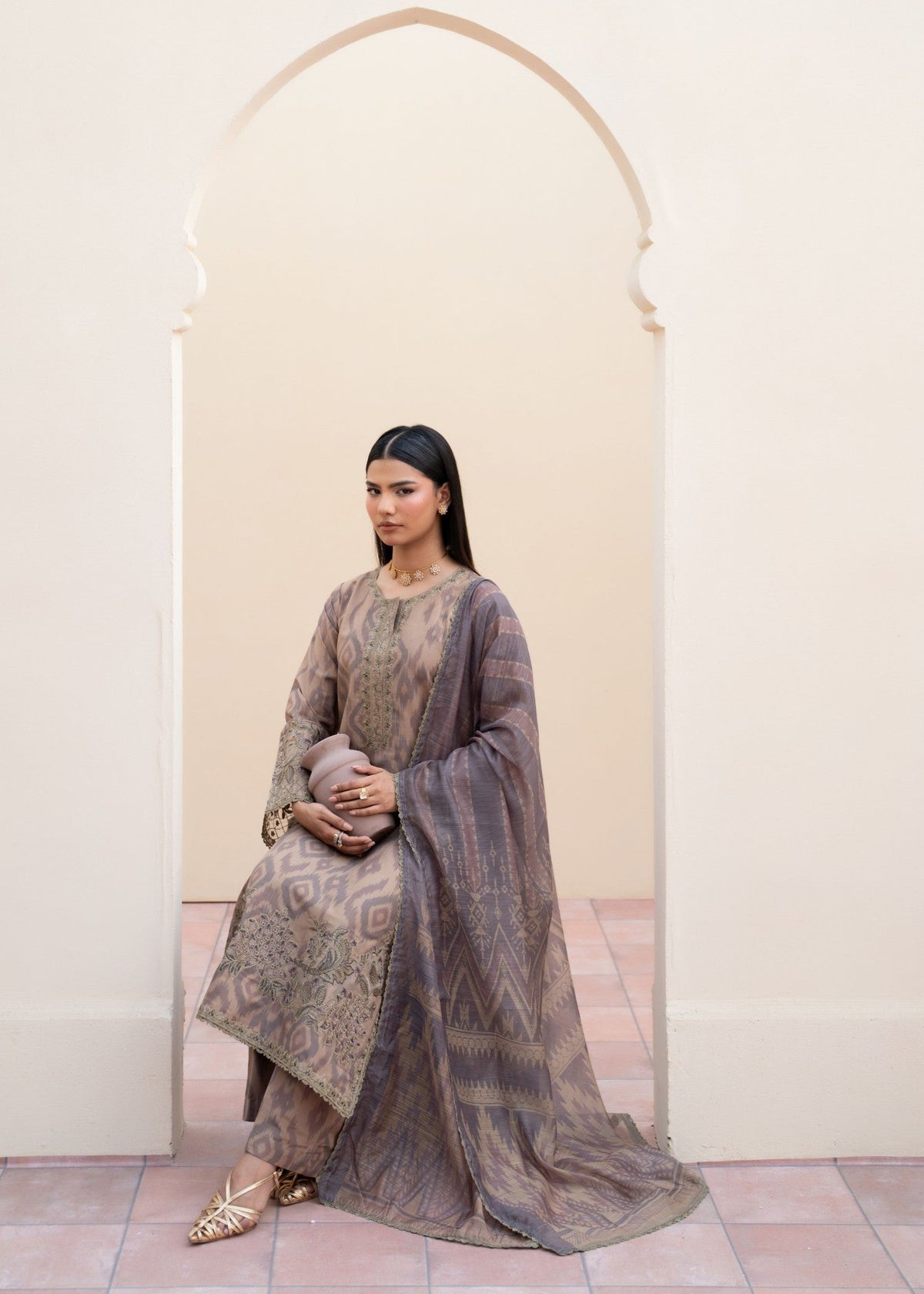 Embroidered Blended Khaddar Unstitched Suit for Daily Wear Online in KSA Riyadh Saudi Arabia Oman Bahrain Qatar