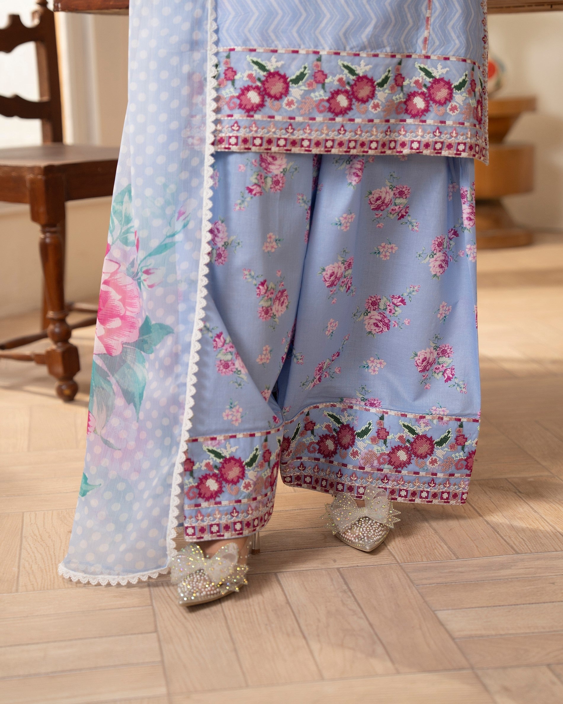 Embroidered Blue Lawn Farshi Suit Online in Dubai UAE Abudhabi Ajman Sharjah