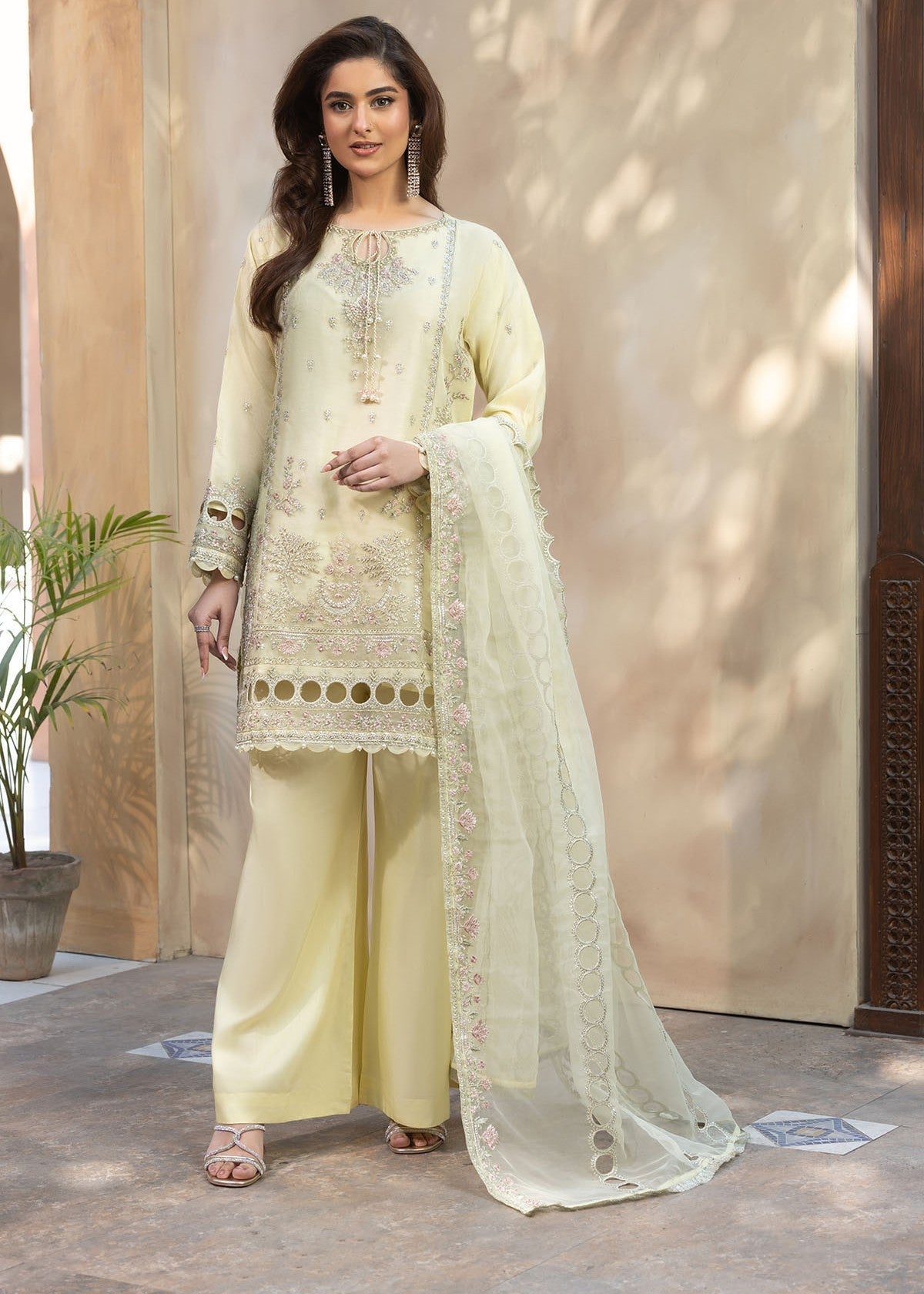 Embroidered Butter Organza Designer Salwar Suit Online in KSA Riyadh Saudi Arabia Oman Bahrain Qatar