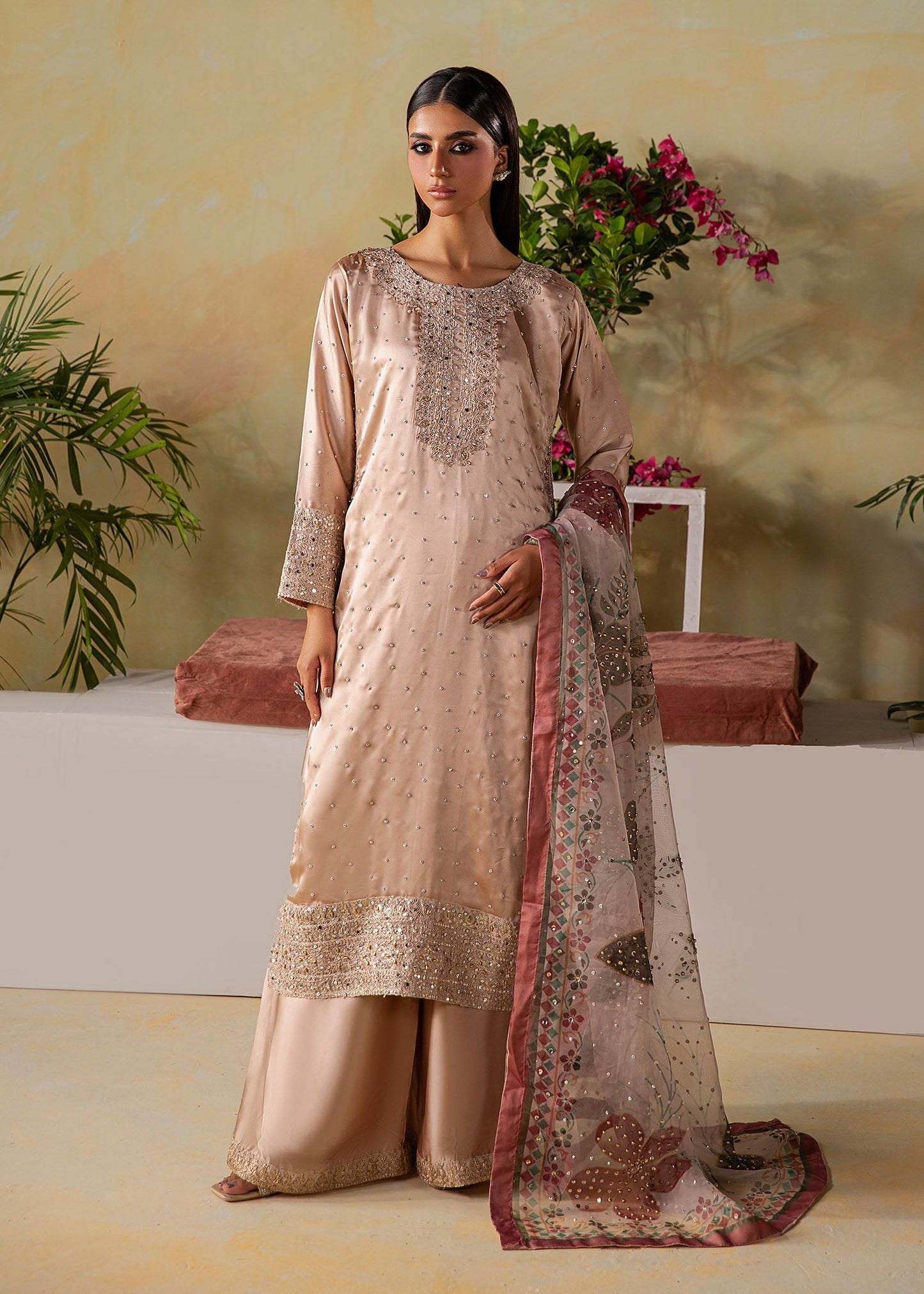 Embroidered Champagne Organza Dupatta Salwar Kameez Online in KSA Riyadh Saudi Arabia Oman Bahrain Qatar
