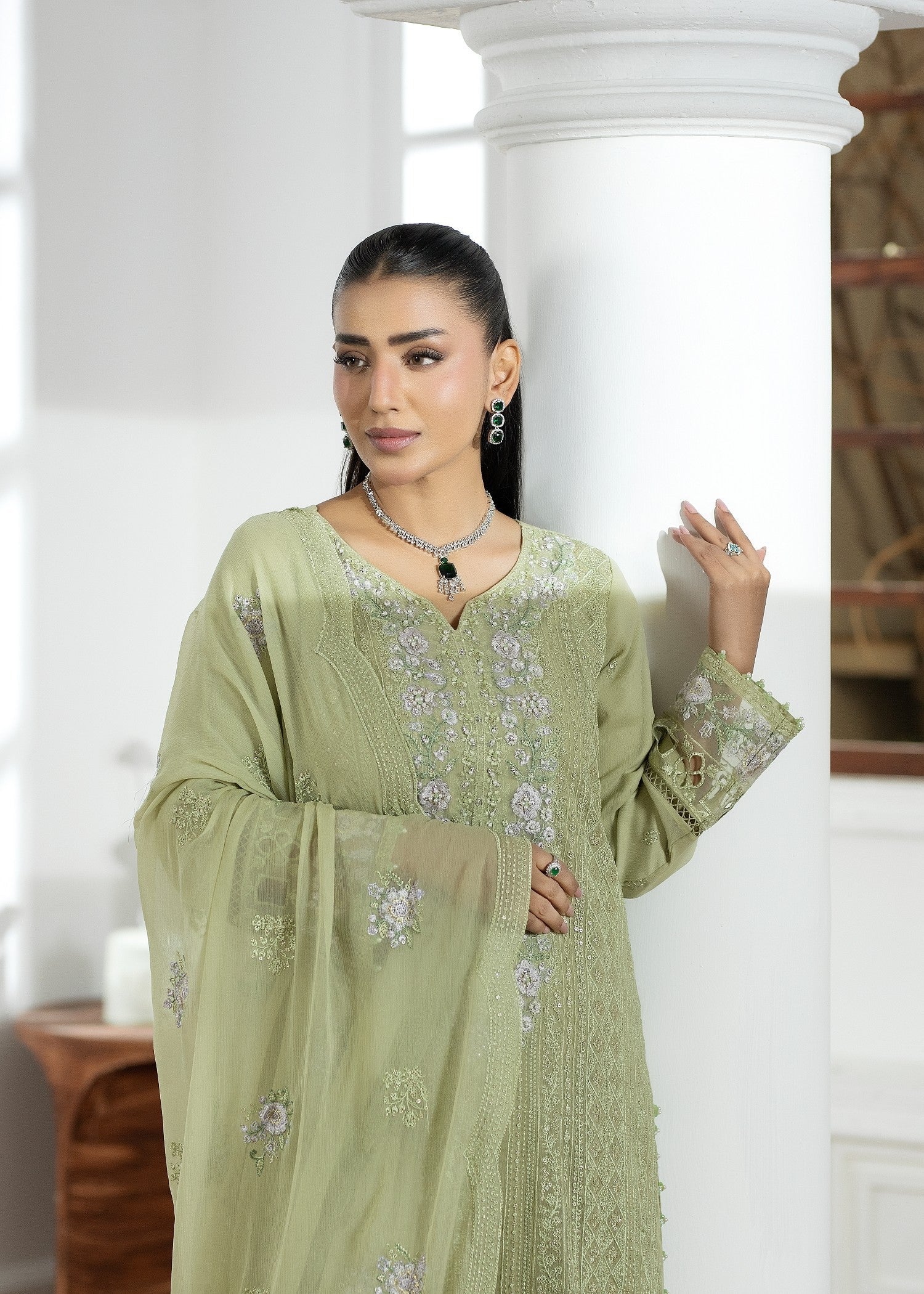 Embroidered Chiffon Straight Kurta Suit Online in Dubai UAE Abudhabi Ajman Sharjah