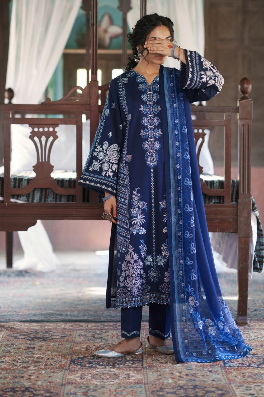 Embroidered Cotton Lawn Pakistani Suit Online in Dubai UAE Abudhabi Ajman Sharjah