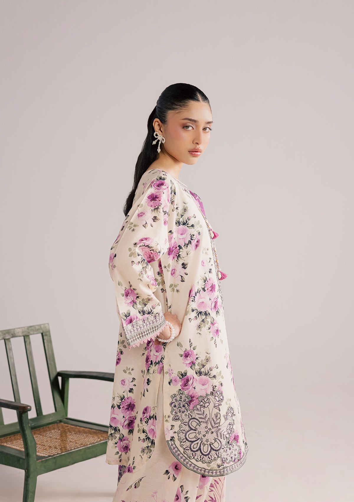 Embroidered Cream Lawn Salwar Kameez Online in KSA Riyadh Saudi Arabia Oman Bahrain Qatar