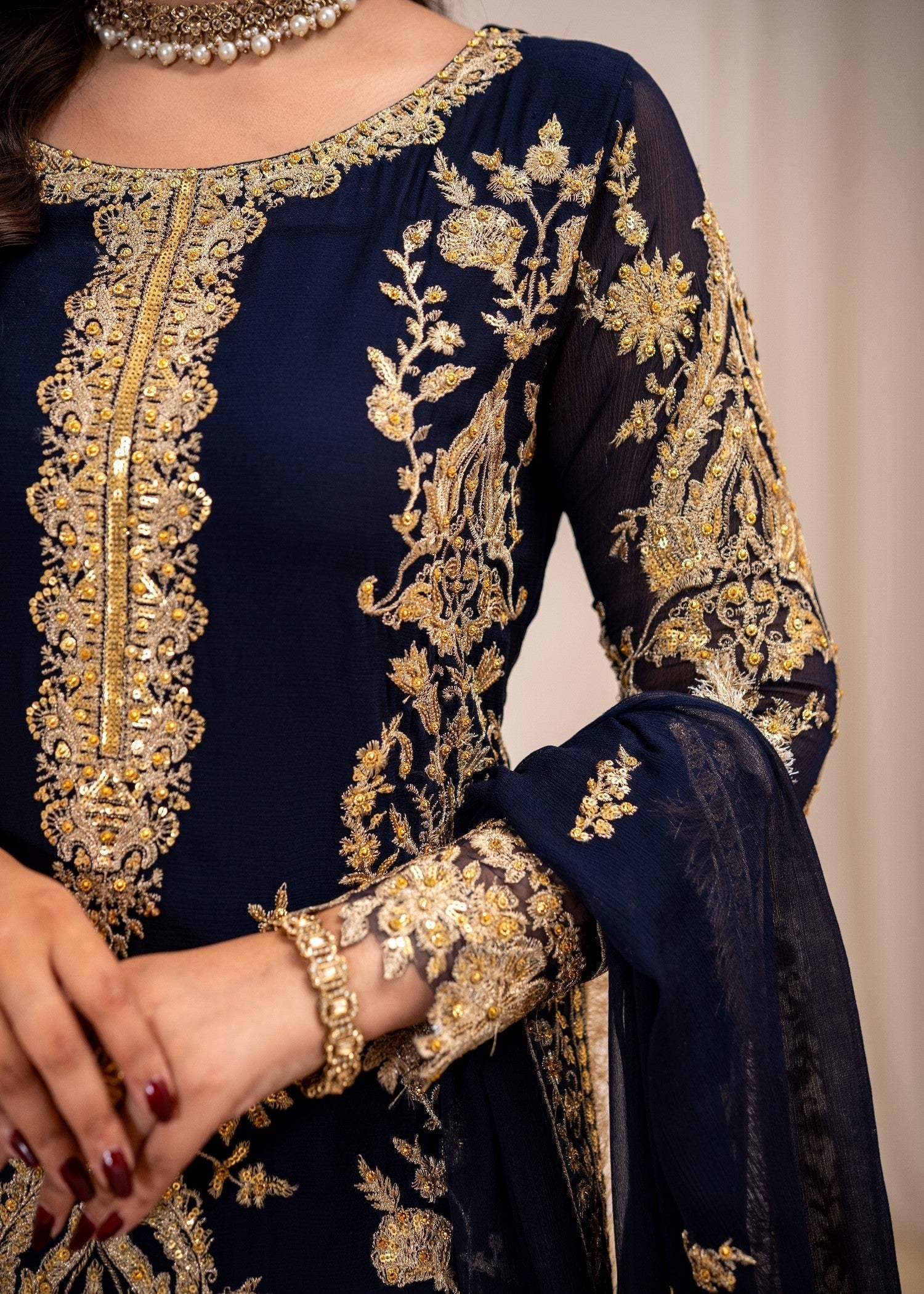 Embroidered Crinkle Chiffon Straight Trouser Suit Online in KSA Riyadh Saudi Arabia Oman Bahrain Qatar