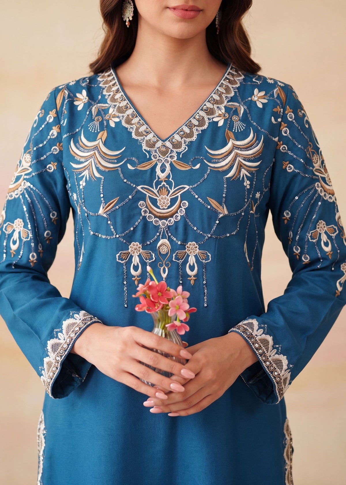 Embroidered Dhanak Kurta Set with Plazzo Online in KSA Riyadh Saudi Arabia Oman Bahrain Qatar