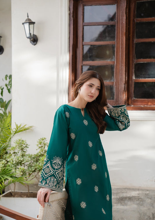 Embroidered Green Cotton Salwar Kameez Online in KSA Riyadh Saudi Arabia Oman Bahrain Qatar