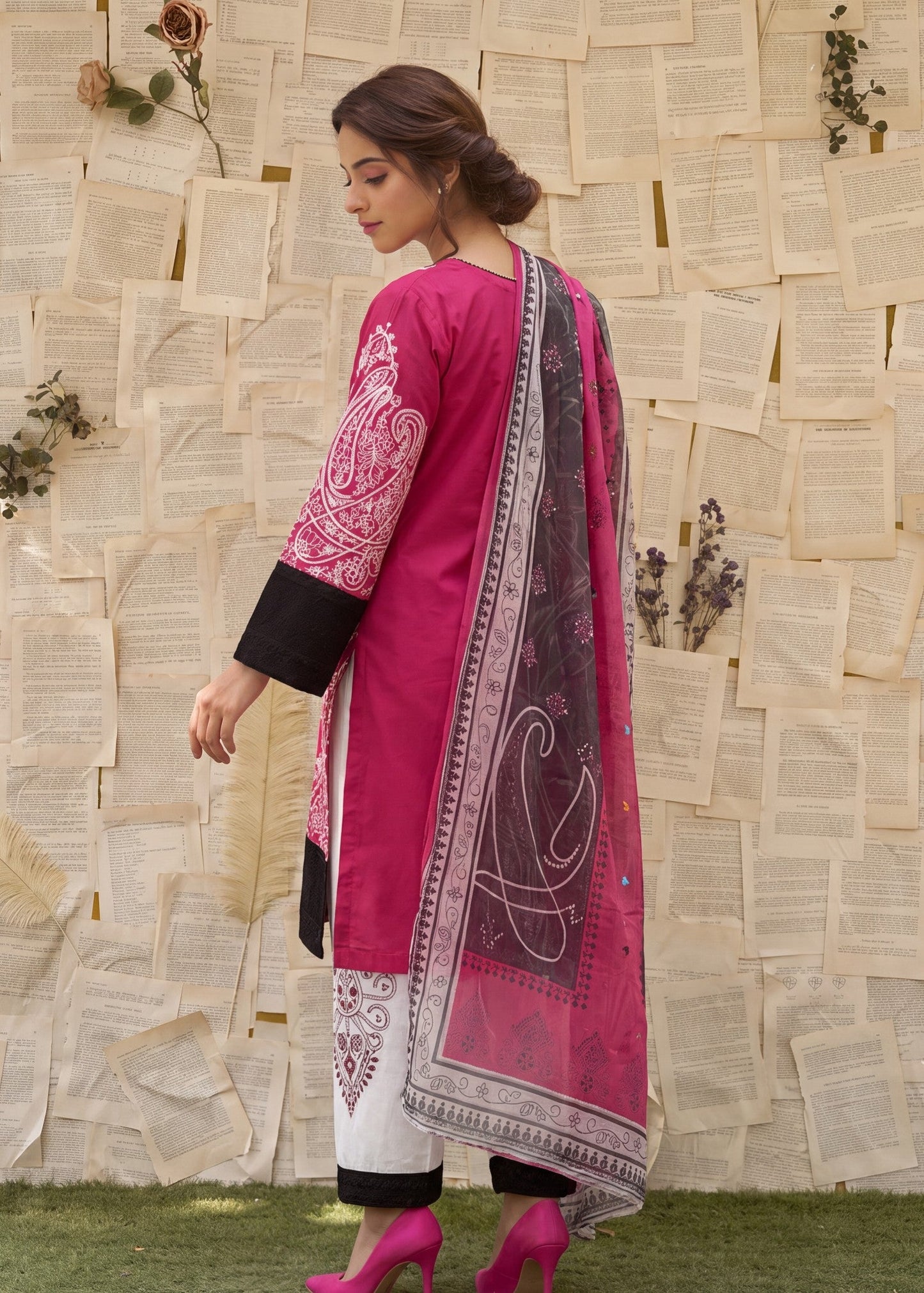 Embroidered Hot Pink Lawn Salwar Kameez Online in KSA Riyadh Saudi Arabia Oman Bahrain Qatar